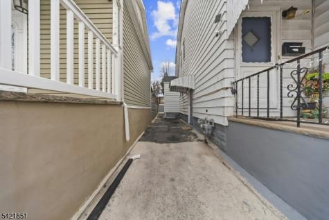 1046 E 26th Street Paterson NJ 07513