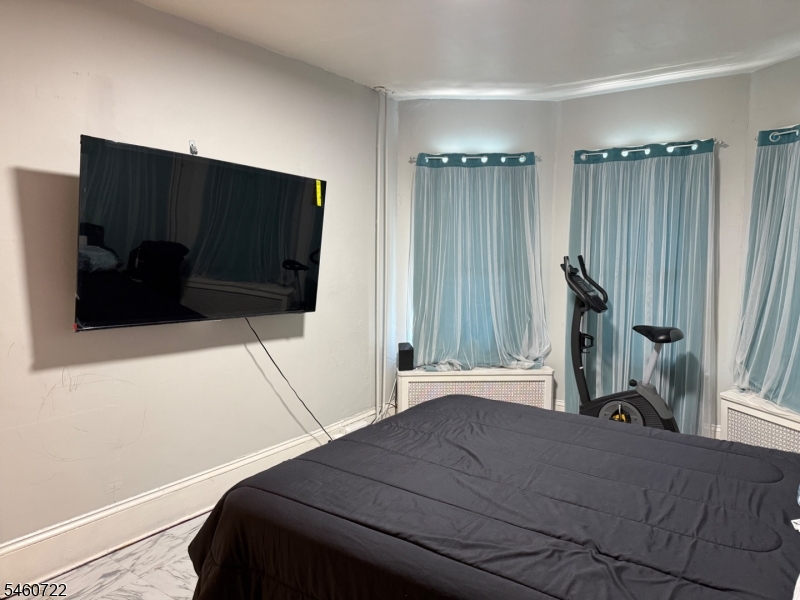 34 Cumberland Avenue Trenton NJ 08618