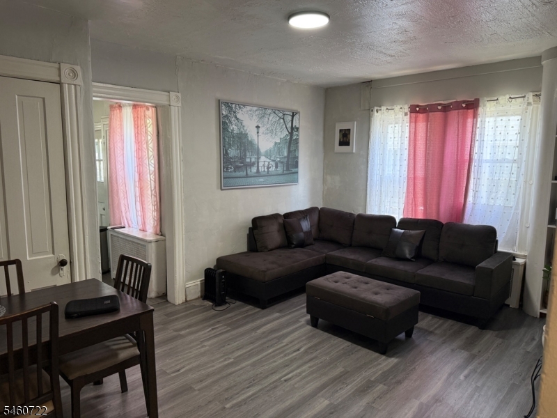 34 Cumberland Avenue Trenton NJ 08618