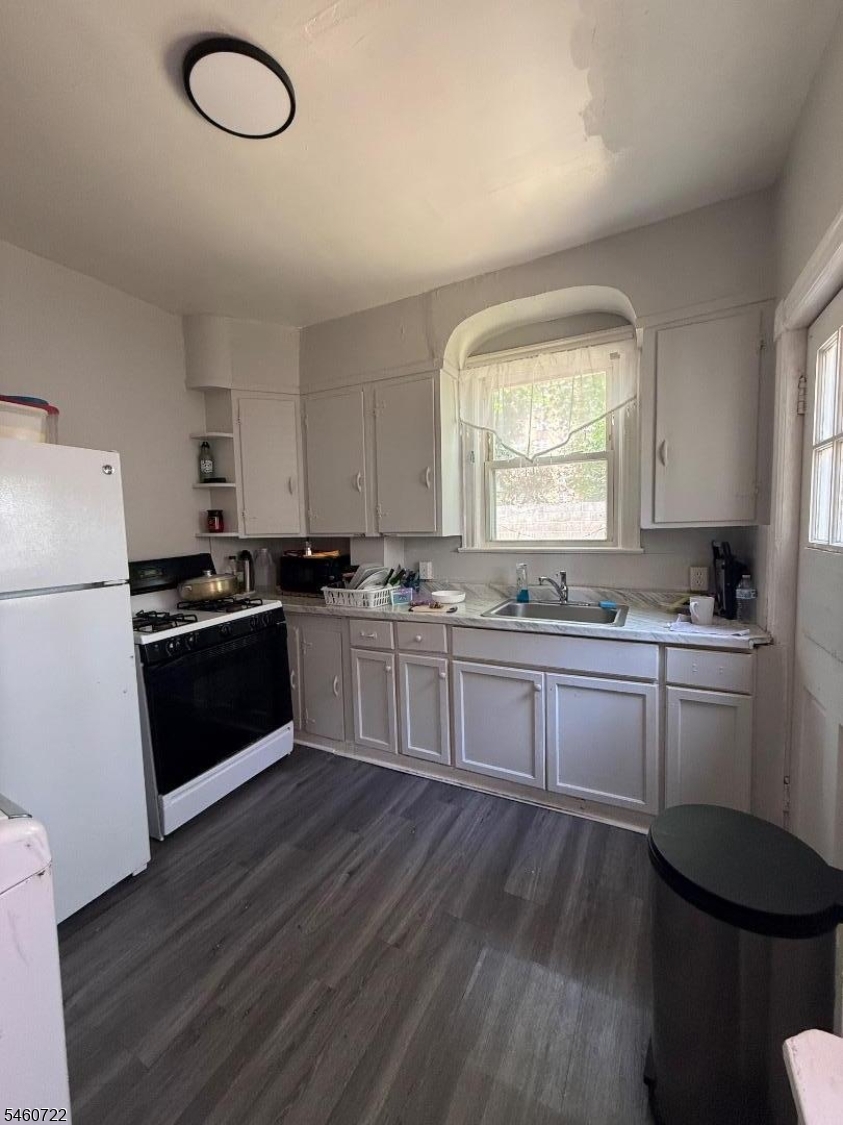 34 Cumberland Avenue Trenton NJ 08618