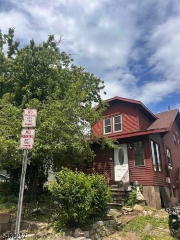 852 Paulison Avenue Clifton NJ 07011