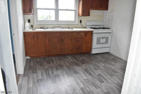 852 Paulison Avenue Clifton NJ 07011
