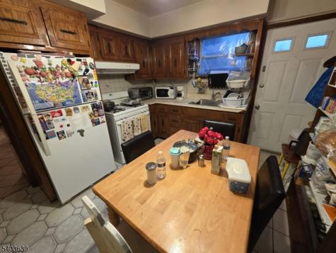 32 Elm Street Paterson NJ 07501