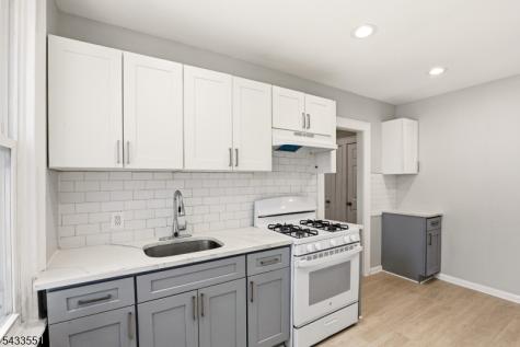 28 Underwood Street Newark NJ 07106