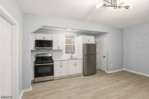 790 S 14th Street Newark NJ 07108