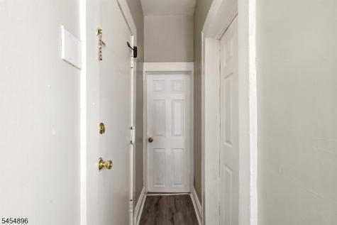 37 Hanford Street Newark NJ 07114