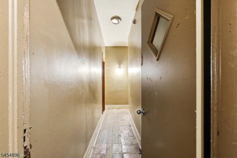 37 Hanford Street Newark NJ 07114