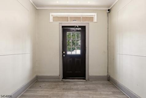 37 Hanford Street Newark NJ 07114