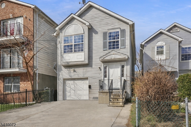 51 Demarest Street Newark NJ 07112