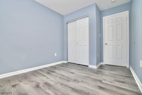 51 Demarest Street Newark NJ 07112