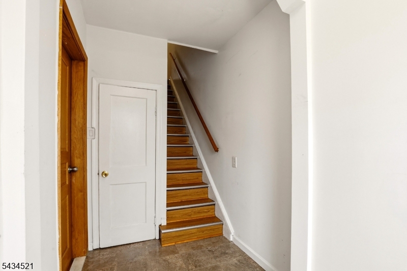 174 Orient Street Bayonne NJ 07002