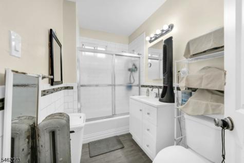 63 Montague Place Montclair NJ 07042