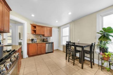 63 Montague Place Montclair NJ 07042