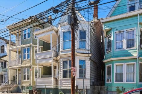 752 E 18th Street Paterson NJ 07501