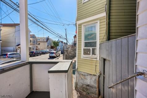 752 E 18th Street Paterson NJ 07501