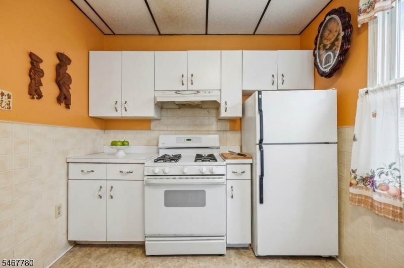 752 E 18th Street Paterson NJ 07501