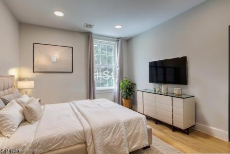 623 38TH Street Union NJ 07087