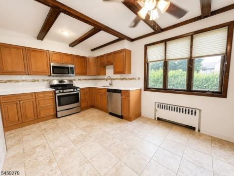 622 Hackensack Street Carlstadt NJ 07072