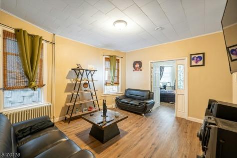 162 Glenwood Avenue Jersey City NJ 07306