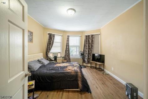 162 Glenwood Avenue Jersey City NJ 07306