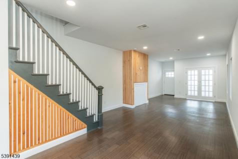 210 Nunda Avenue Jersey City NJ 07306