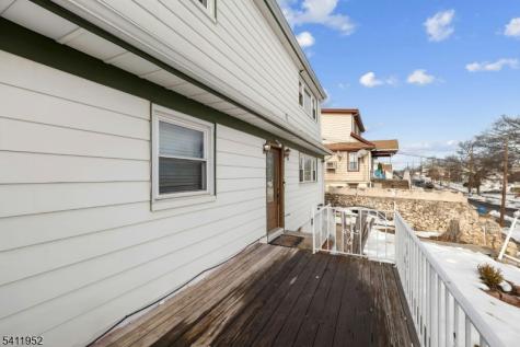 86 Katz Avenue Paterson NJ 07502