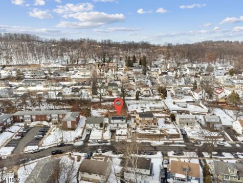 86 Katz Avenue Paterson NJ 07502