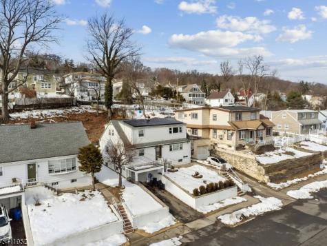 86 Katz Avenue Paterson NJ 07502