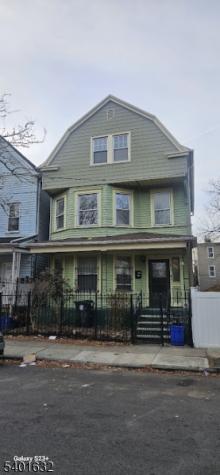 212 3RD Street Newark NJ 07107