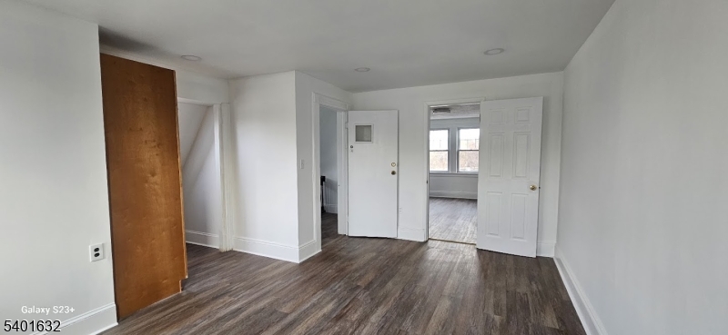 212 3RD Street Newark NJ 07107