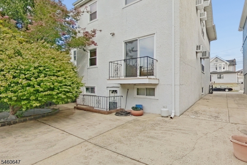 14 Pine Street Kearny NJ 07032