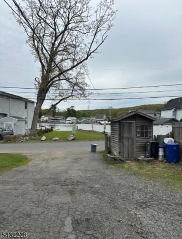 100 Shore Road Jefferson NJ 07849