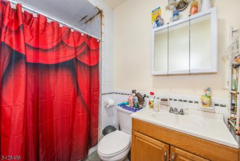 232 2ND Street Newark NJ 07107