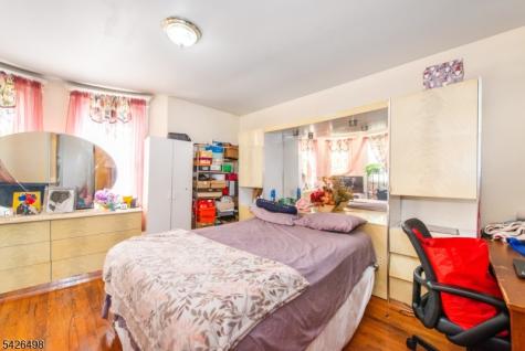 232 2ND Street Newark NJ 07107