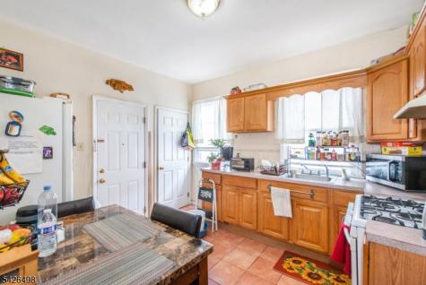 232 2ND Street Newark NJ 07107