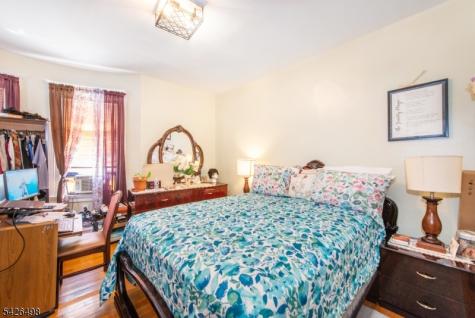 232 2ND Street Newark NJ 07107