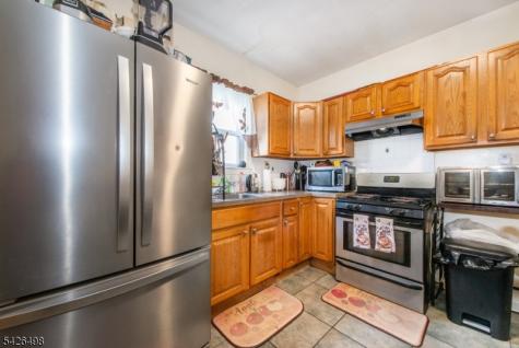 232 2ND Street Newark NJ 07107