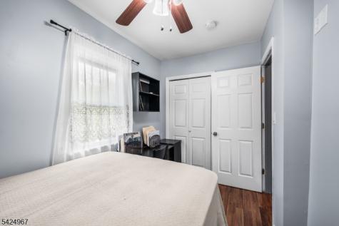42 Lake Street East Orange NJ 07017