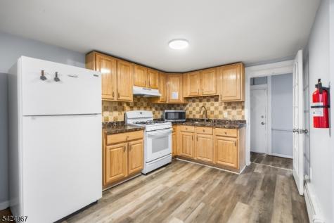 42 Lake Street East Orange NJ 07017