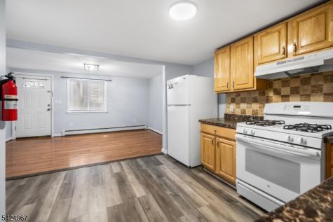 42 Lake Street East Orange NJ 07017