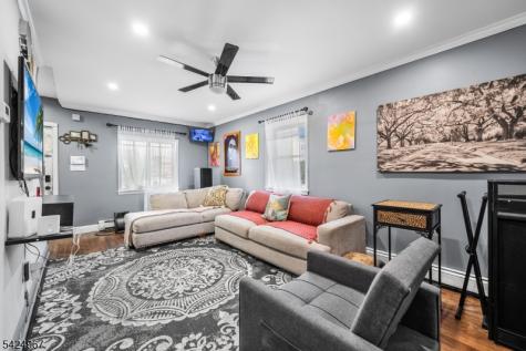 42 Lake Street East Orange NJ 07017
