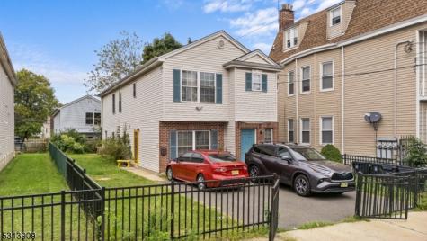 211 S 10th Street Newark NJ 07107