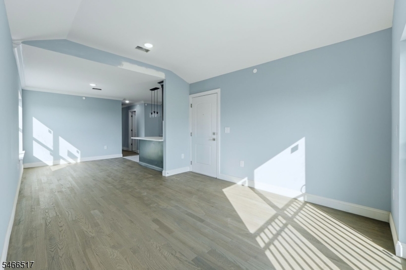 337 Court Street Elizabeth NJ 07206