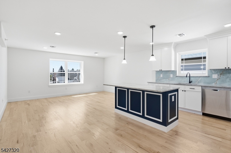 301 Chilton Street Elizabeth NJ 07208