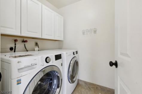 822 Pompton Avenue Cedar Grove NJ 07009