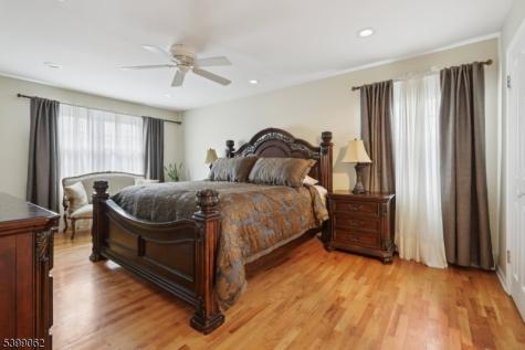 822 Pompton Avenue Cedar Grove NJ 07009