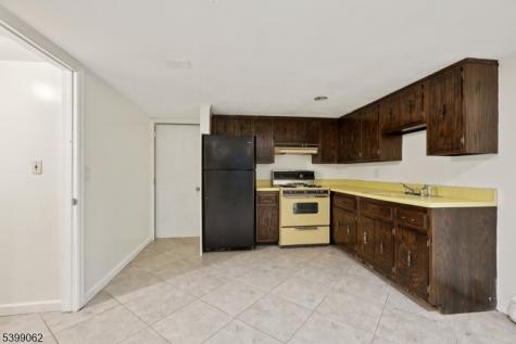 822 Pompton Avenue Cedar Grove NJ 07009