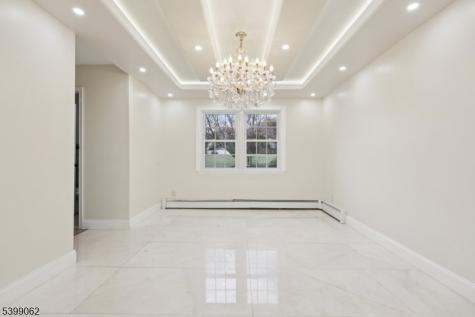 822 Pompton Avenue Cedar Grove NJ 07009