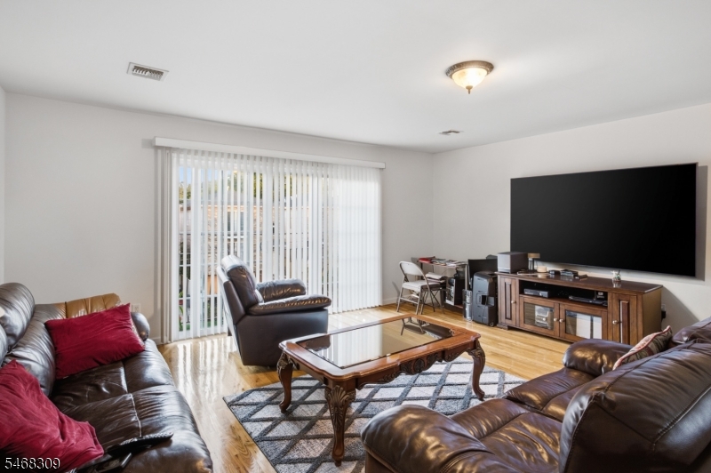 401 S 19th Street Newark NJ 07103