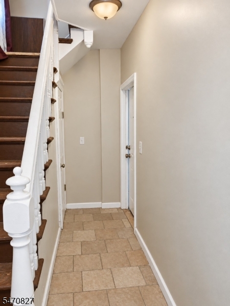 369 14TH Avenue Newark NJ 07103